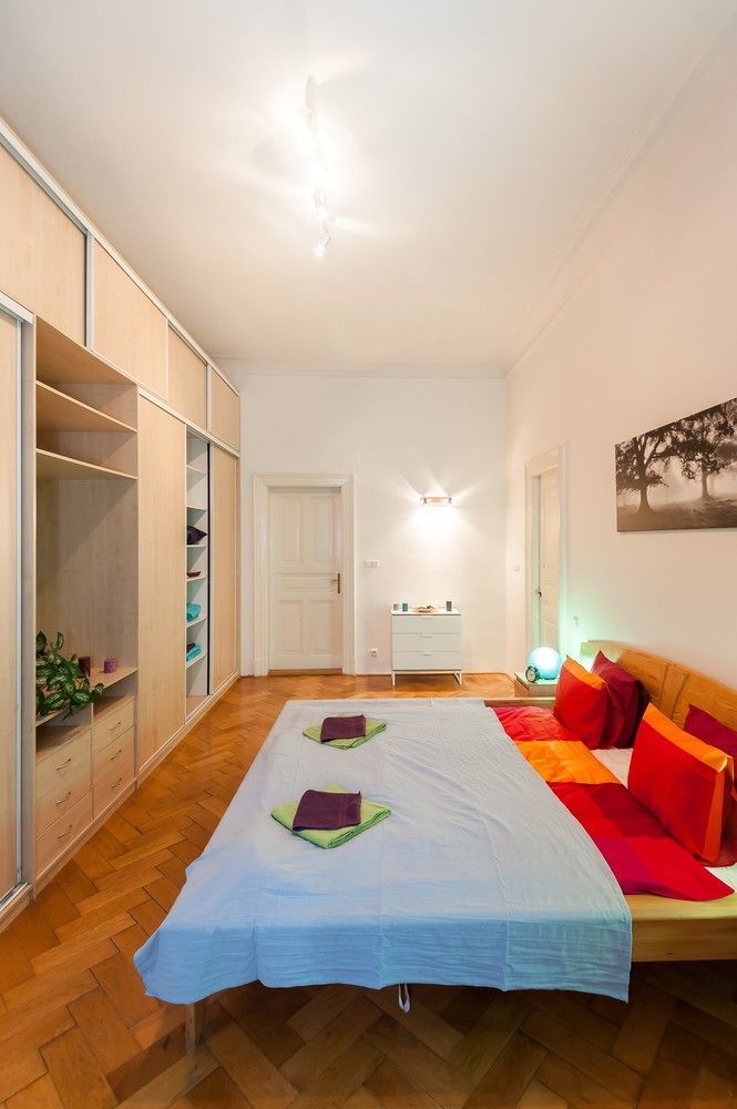 Prague Hostel Na Smetance Екстериор снимка